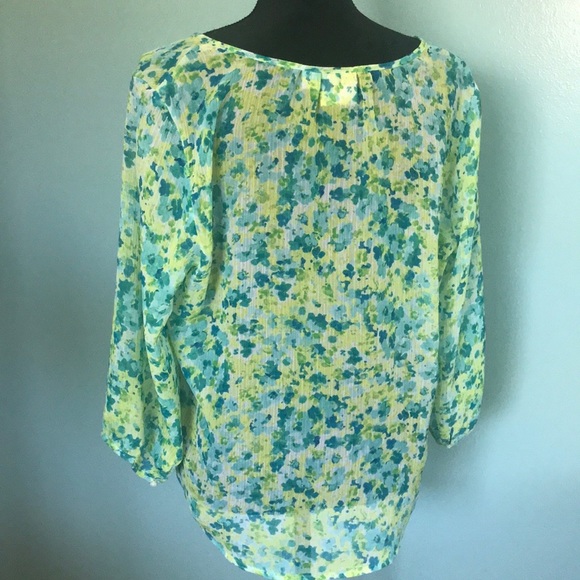 Multi Colored Top - Picture 2 of 3